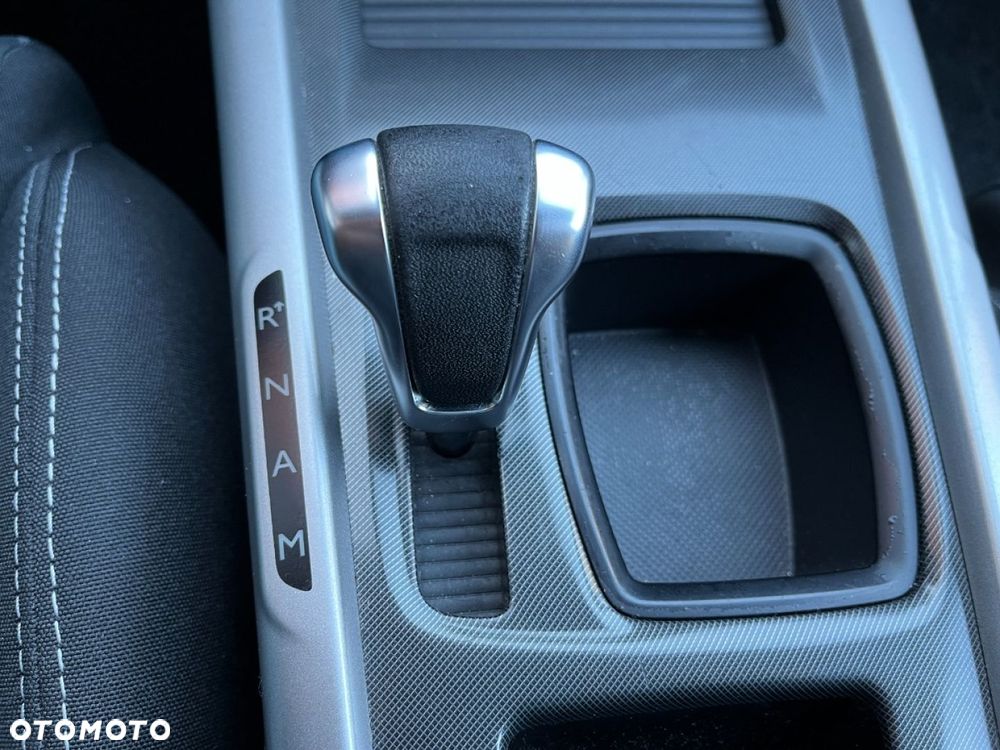Citroën C4 e-HDi 110 EGS6 Stop/Start System Selection - 13