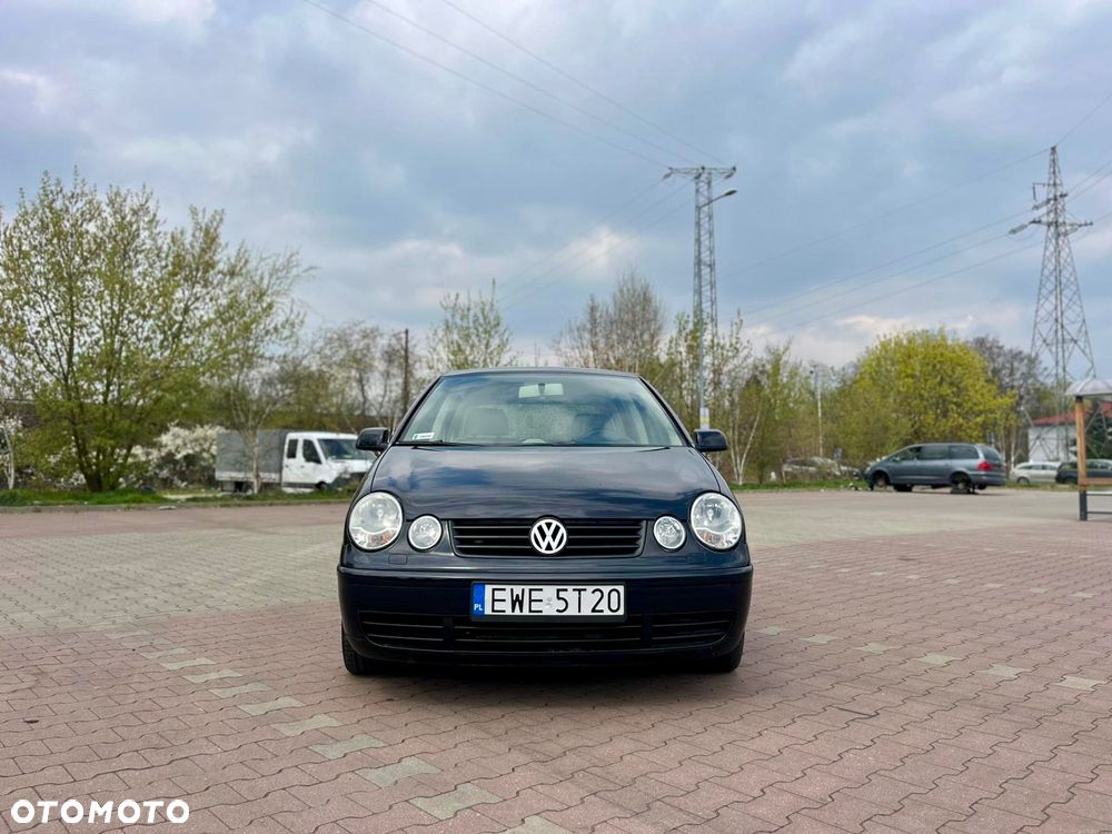 Volkswagen Polo - 2
