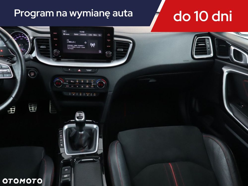 Kia ProCeed - 10