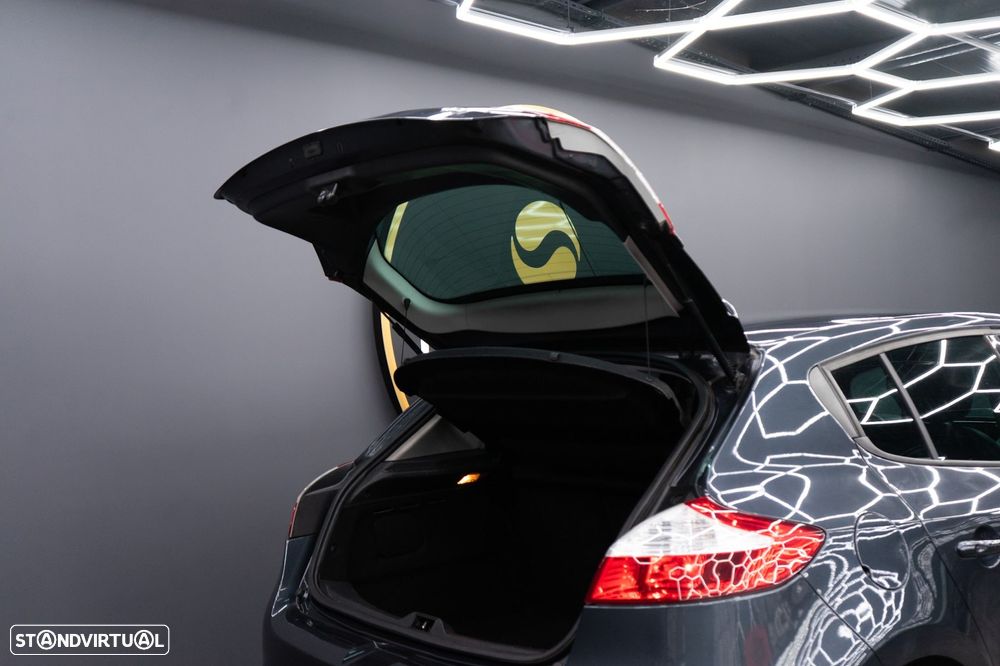 Renault Mégane 1.5 dCi Bose Edition - 17