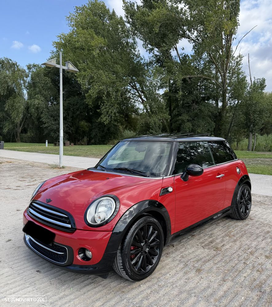MINI 3 Portas Cooper D - 1