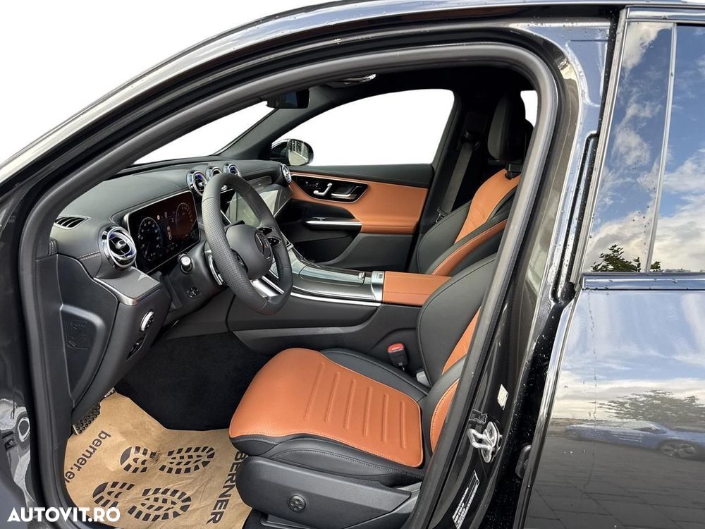 Mercedes-Benz GLC Coupe 300 e 4MATIC - 11