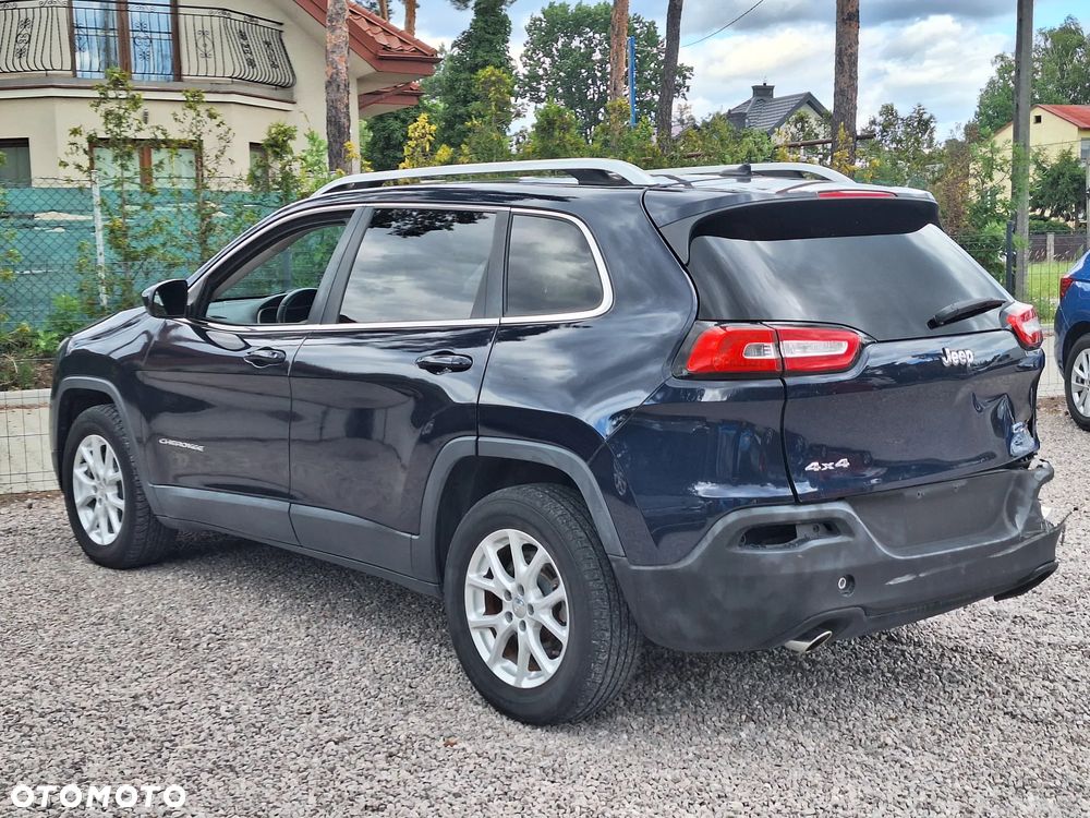Jeep Cherokee - 5