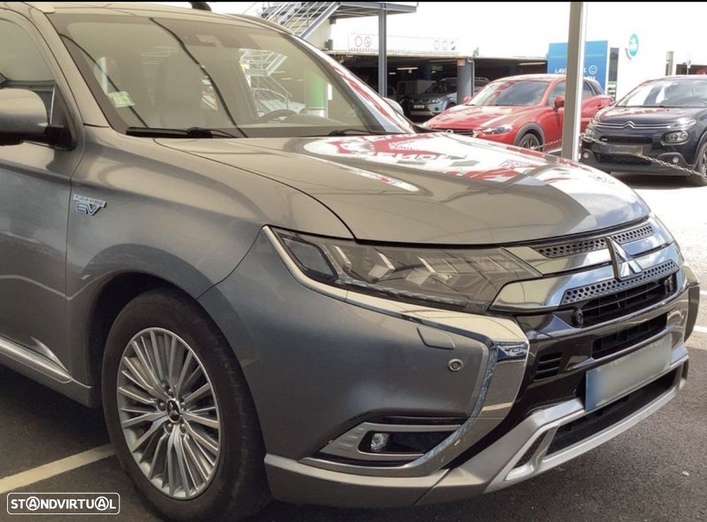Mitsubishi Outlander - 7