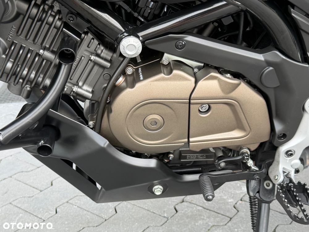 QJMOTOR SVT 650X - 35