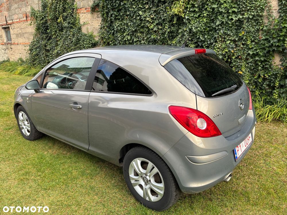 Opel Corsa - 16