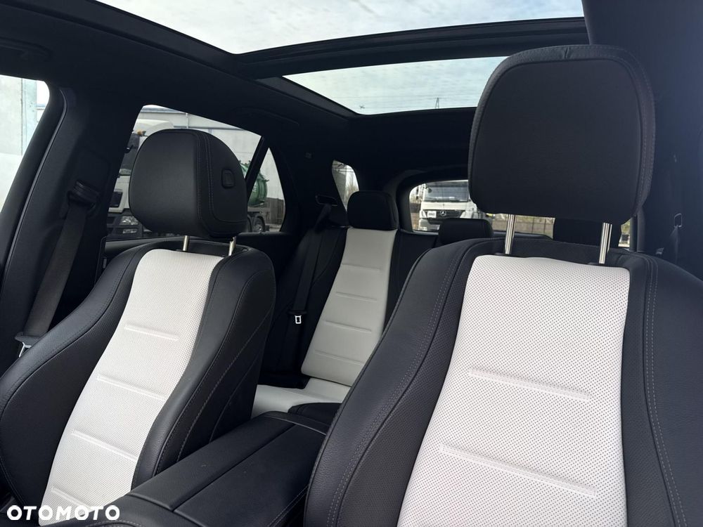 Mercedes-Benz GLE - 12