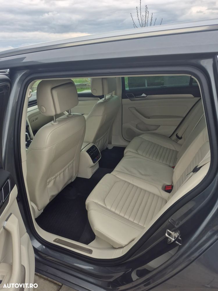 Volkswagen Passat - 7