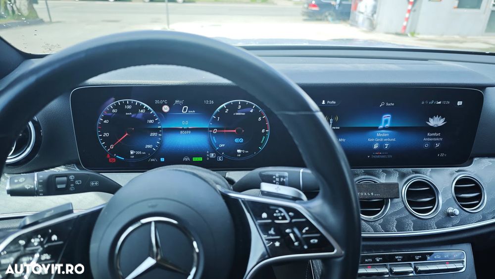 Mercedes-Benz E - 11