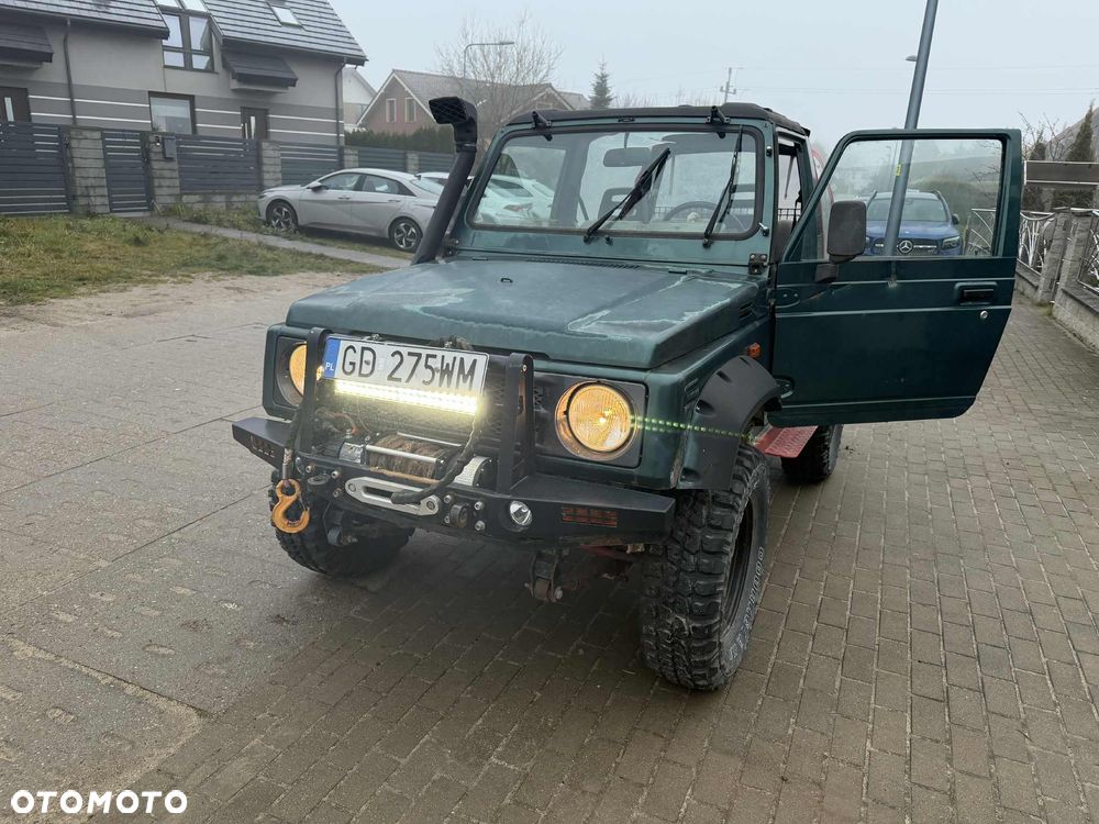 Suzuki Samurai - 1