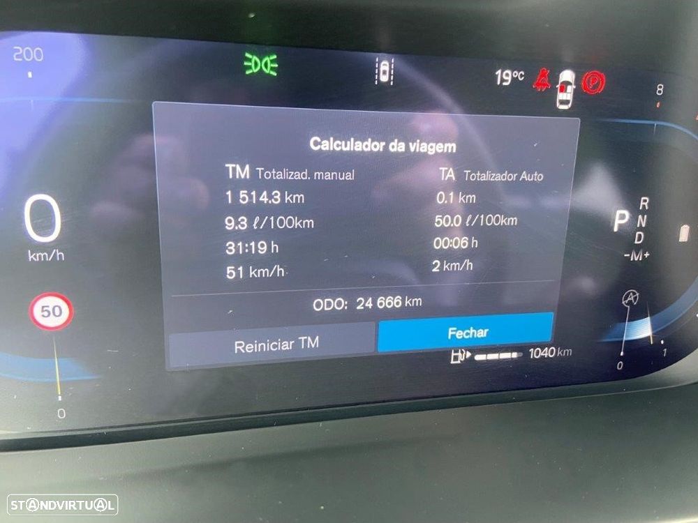 Volvo XC 40 2.0 B3 Plus Dark - 18