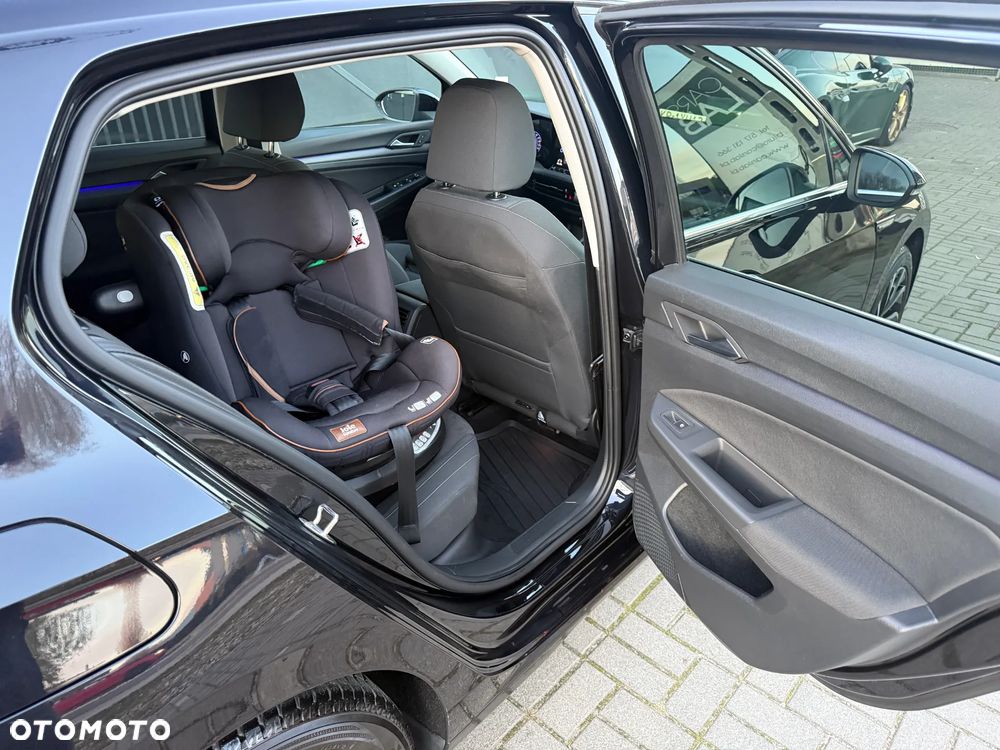 Volkswagen Golf - 19