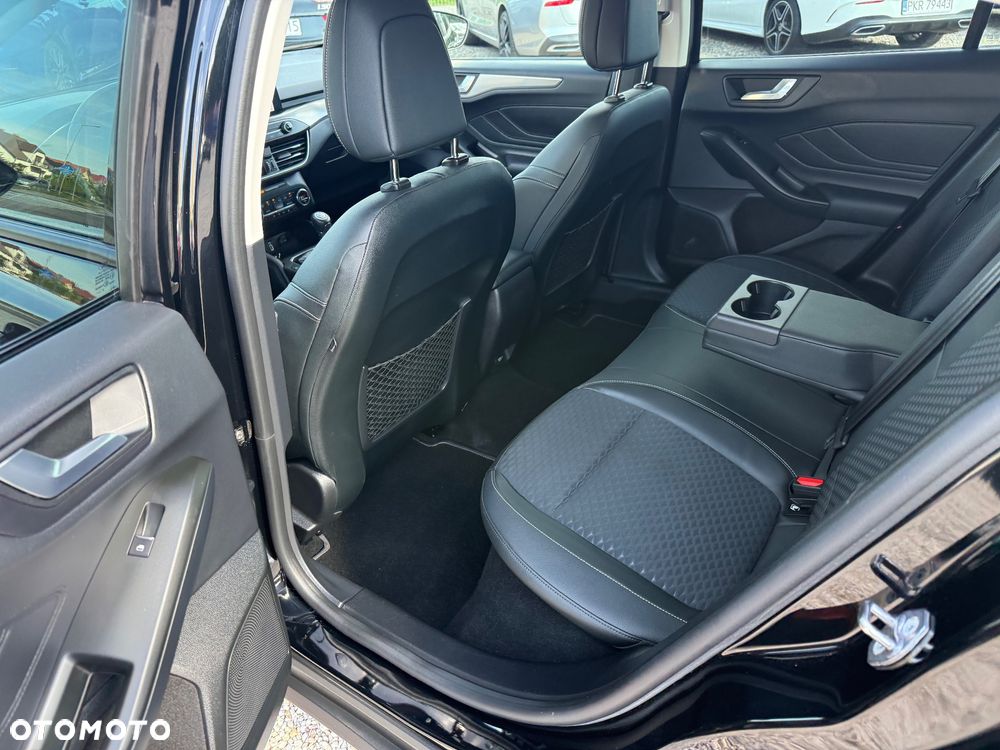 Ford Focus 2.0 EcoBlue Titanium Business - 18