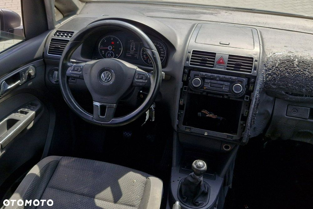 Volkswagen Touran 1.6 TDI DPF BlueMotion Technology STYLE - 13