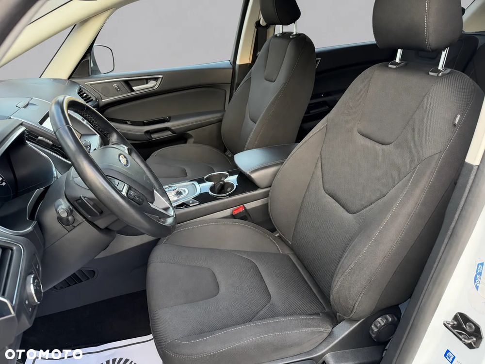 Ford S-Max 2.0 EcoBlue Titanium - 29