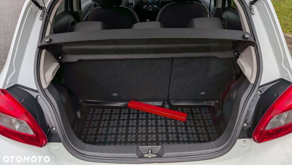 Mitsubishi Space Star 1.2 Intense CVT - 8