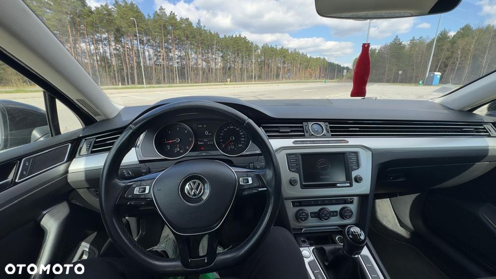 Volkswagen Passat ver-2-0-tdi-bluemotion-technology-comfortline - 18