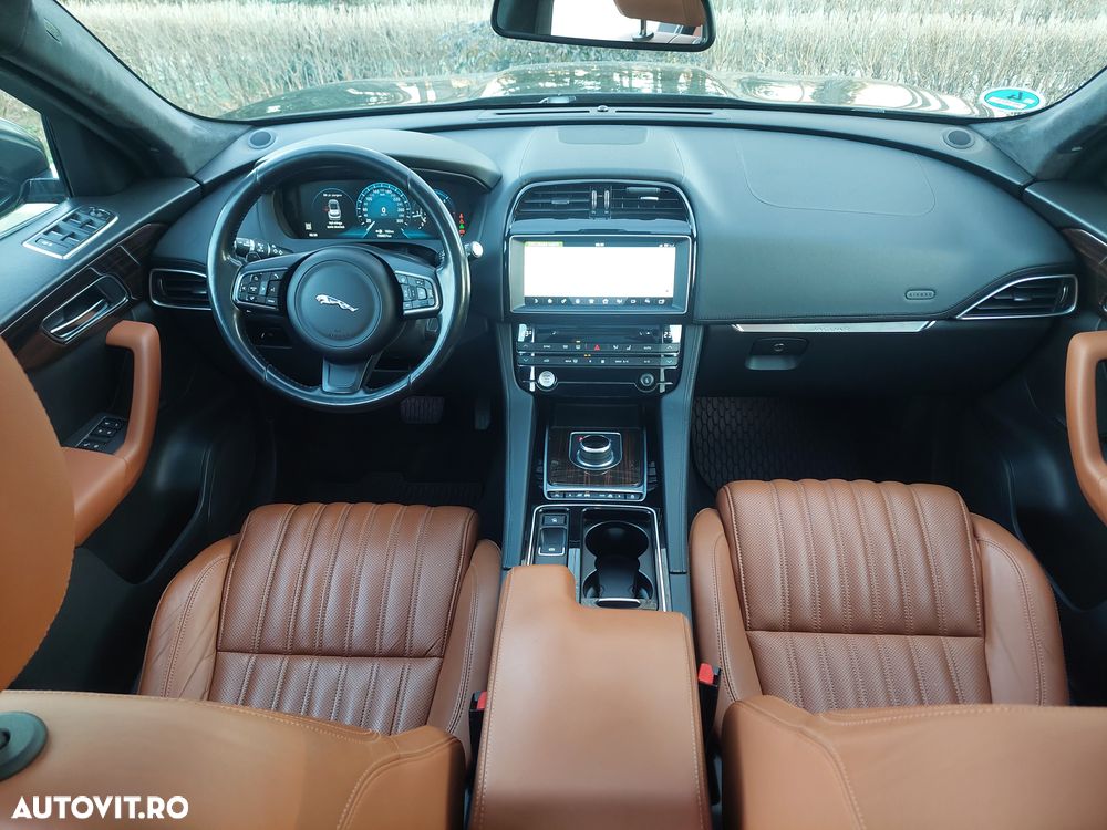 Jaguar F-Pace 20d AWD Aut. Portfolio - 7