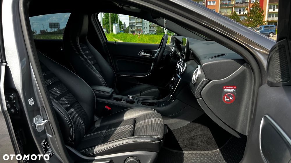Mercedes-Benz Klasa A 200 CDI 7G-DCT AMG Line - 36
