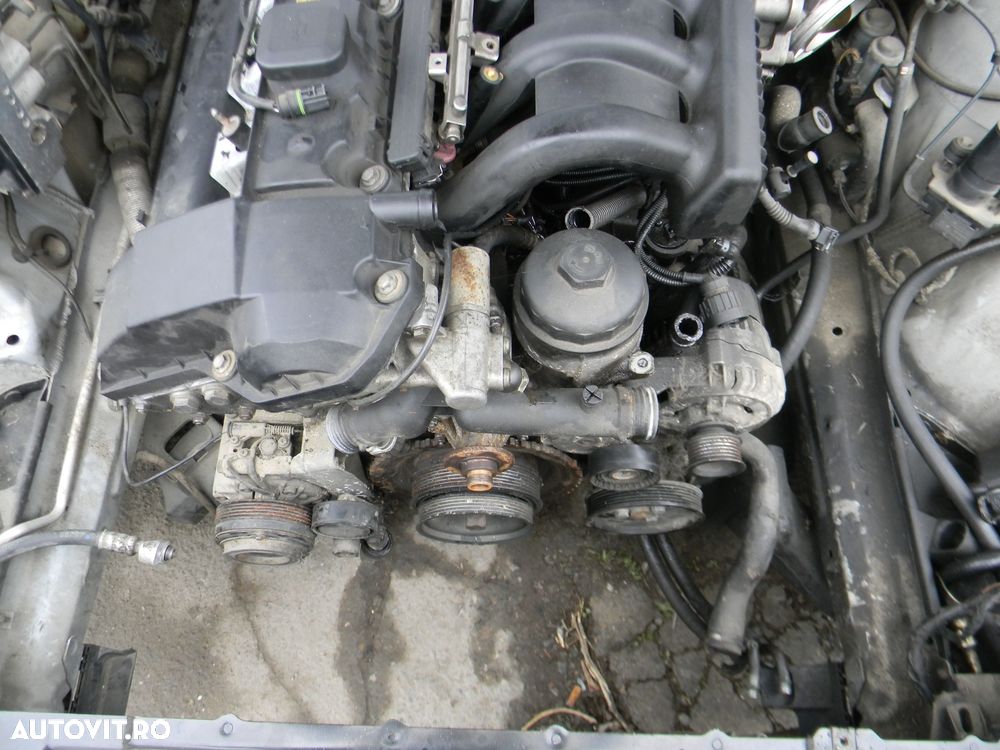 Dezmembrari  BMW 5 (E39)  1995  > 2004 528 i Benzina - 9