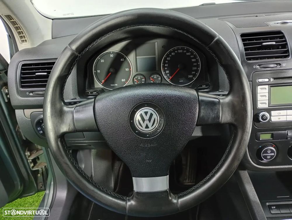 VW Golf - 17