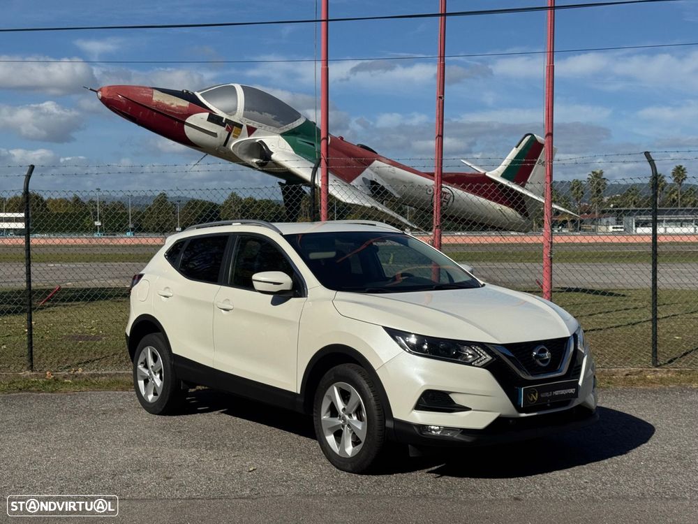Nissan Qashqai 1.5 dCi N-Connecta J18+Led - 8