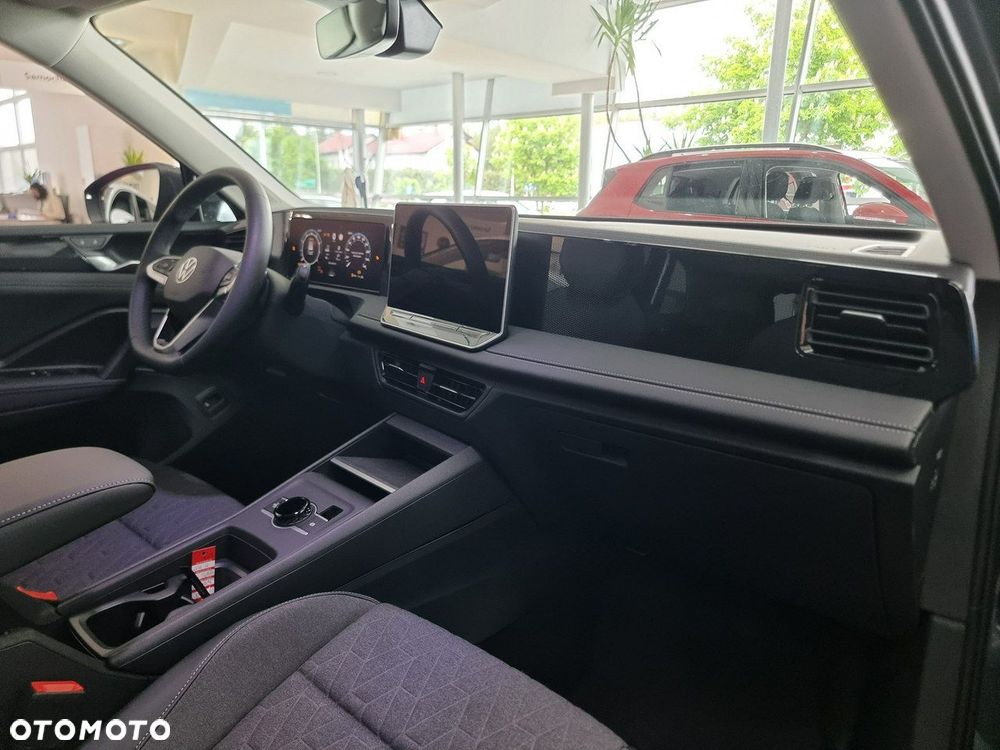 Volkswagen Tiguan - 14