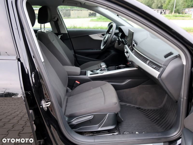 Audi A4 Avant ver-35-tdi-mhev-advanced-s-tronic - 13