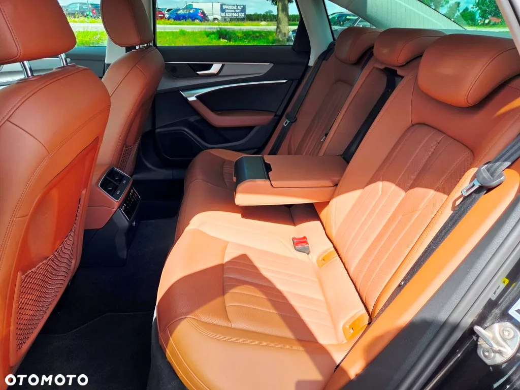 Audi A6 - 24