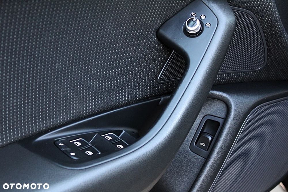 Audi A6 Avant 3.0 TDI DPF quattro S tronic - 24