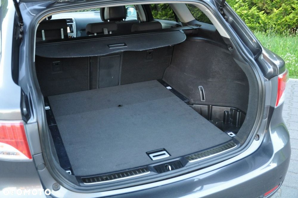 Toyota Avensis Touring Sports 1.8 Multidrive S Comfort - 28