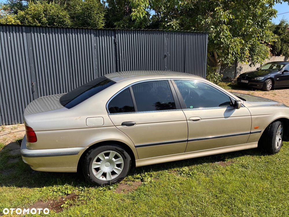 BMW Seria 5 - 11