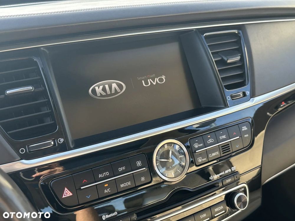 Kia Cadenza - 13