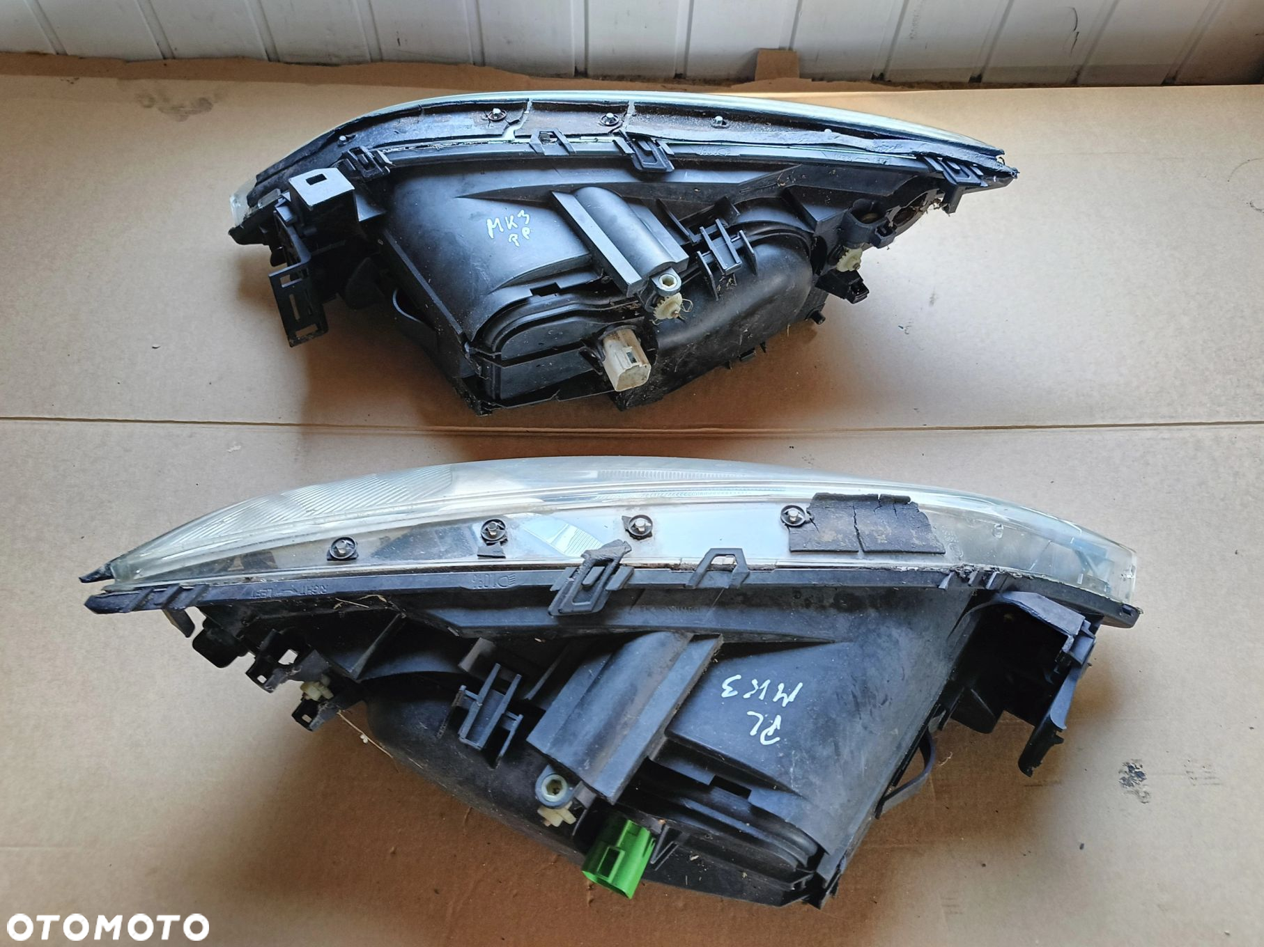 . Mondeo MK3 lampa przednia przód EU Ford - 4