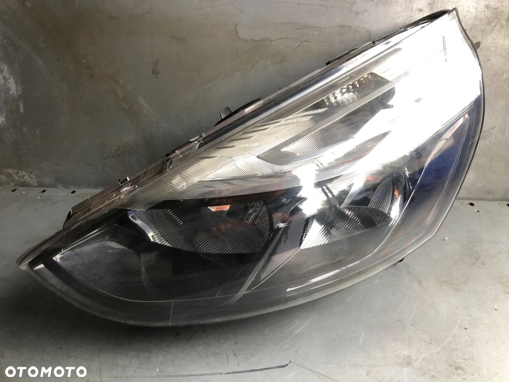 LA-6 . Lampa Reflektor Lewy Przód 260609493R Renault Clio IV 2016 R (2016-2019) - Gwarancja Wysyłka - 1