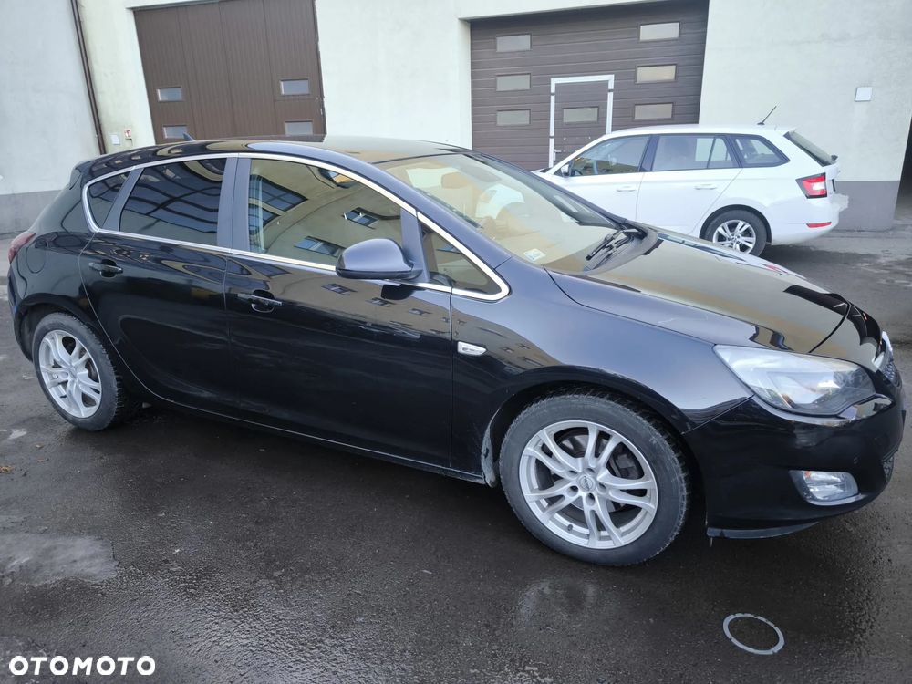 Opel Astra 1.6 Turbo Edition Sport - 3