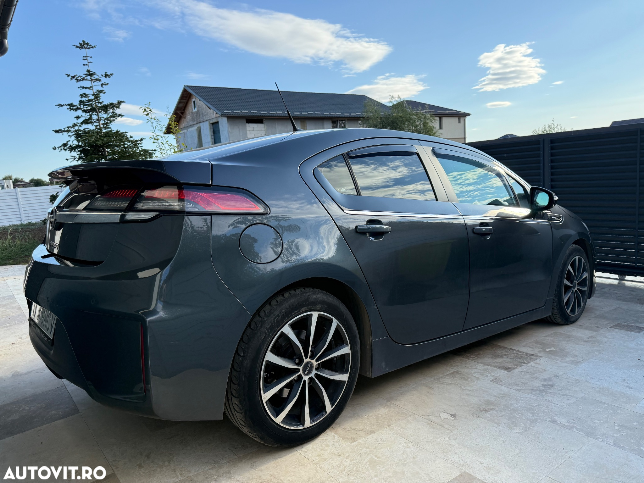 Opel Ampera - 5