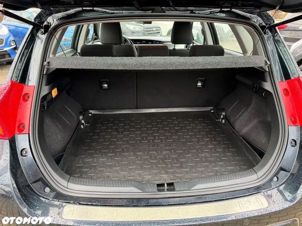 Toyota Auris 2.0 D-4D Edition - 24