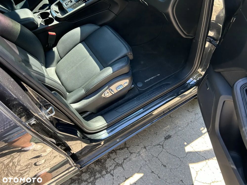 Porsche Macan PDK - 11