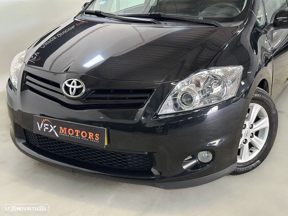 Toyota Auris 1.4 D-4D Exclusive+Navi - 18