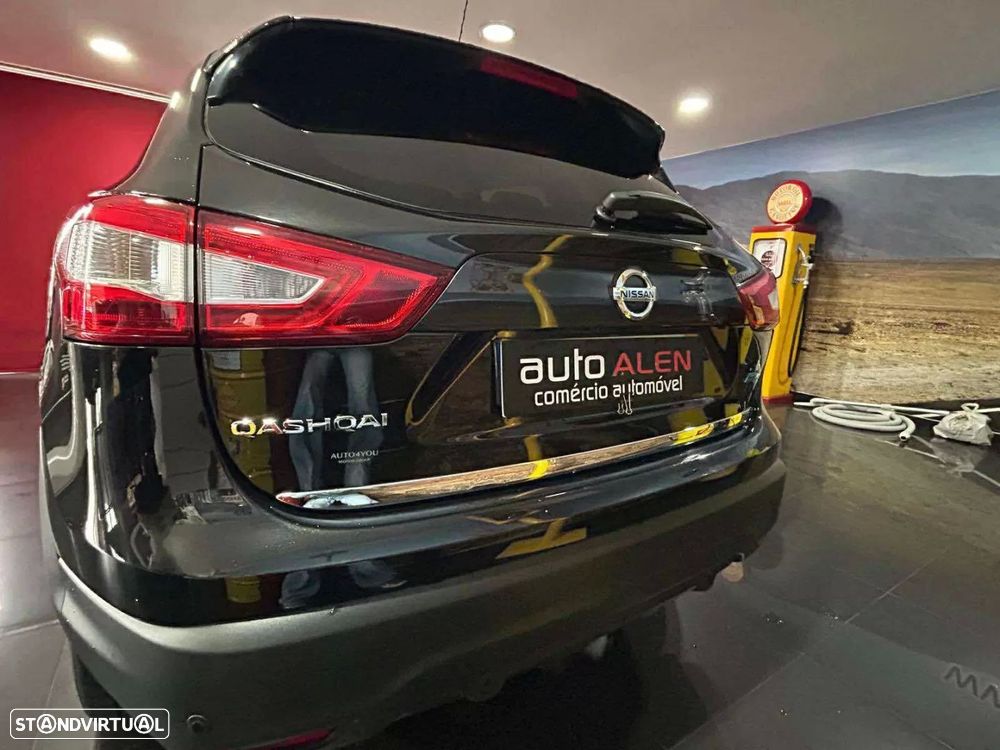 Nissan Qashqai 1.5 dCi N-Connecta 18 - 6