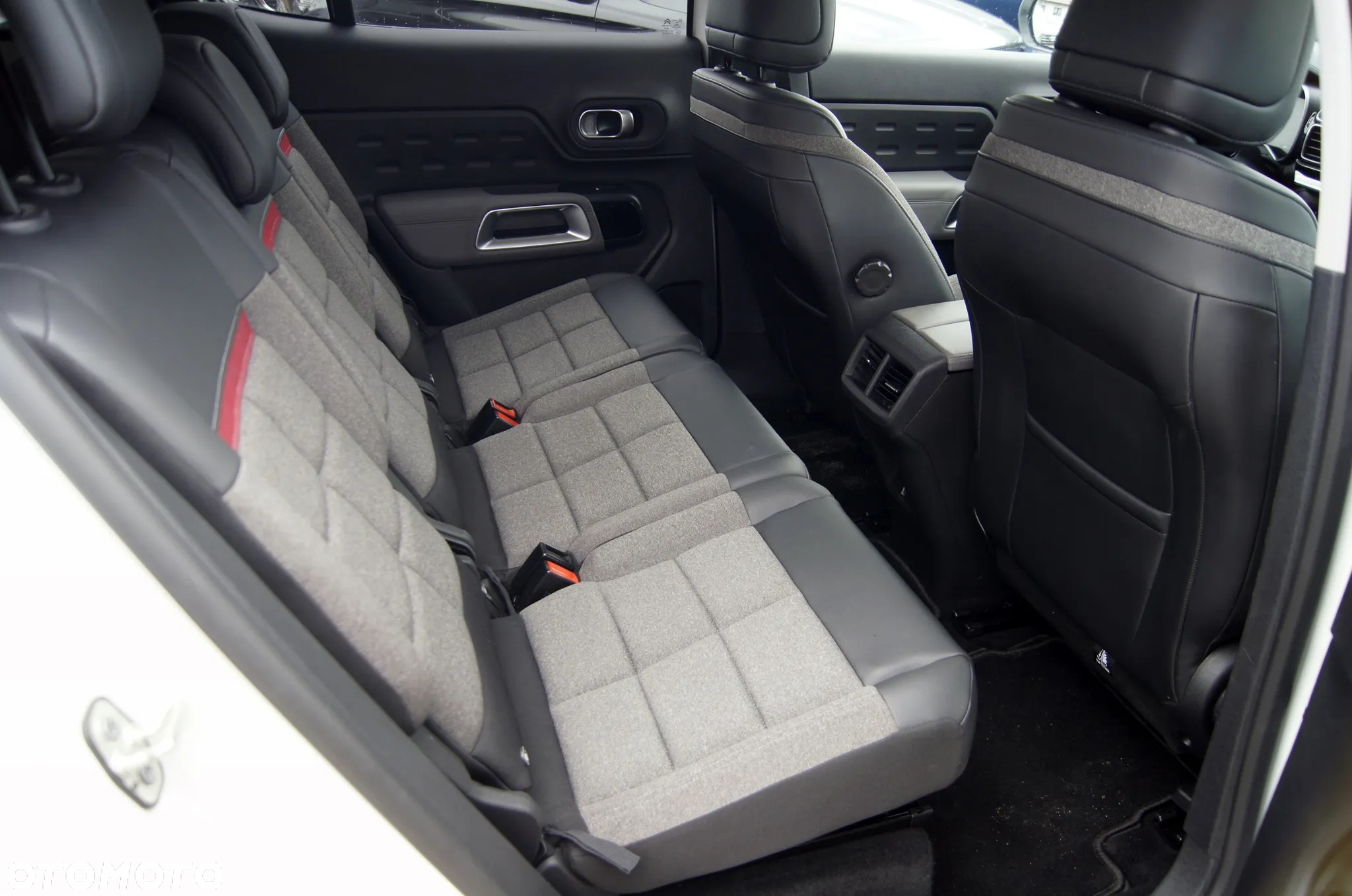 Citroën C5 Aircross 1.5 BlueHDi C-Series EAT8 - 13