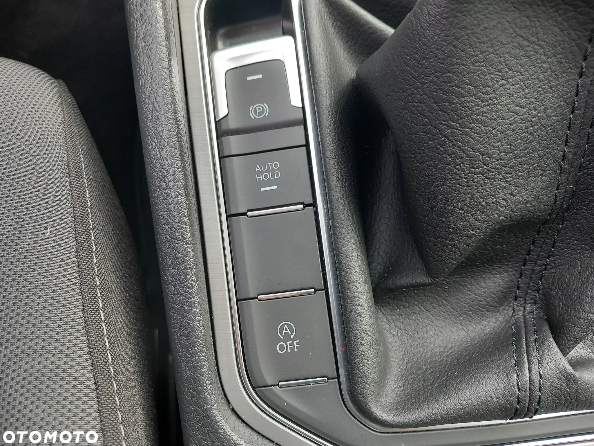 Volkswagen Golf Sportsvan 1.4 TSI (BlueMotion Technology) Comfortline - 23