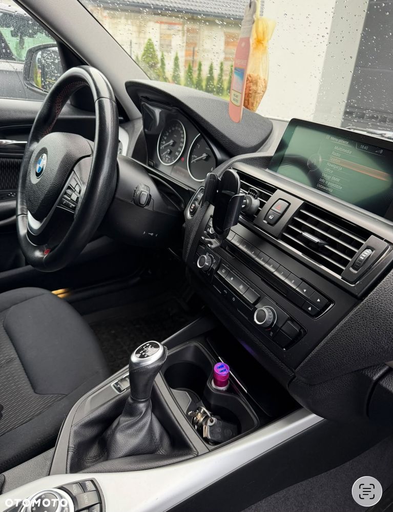 BMW Seria 1 116d Sport Line - 19