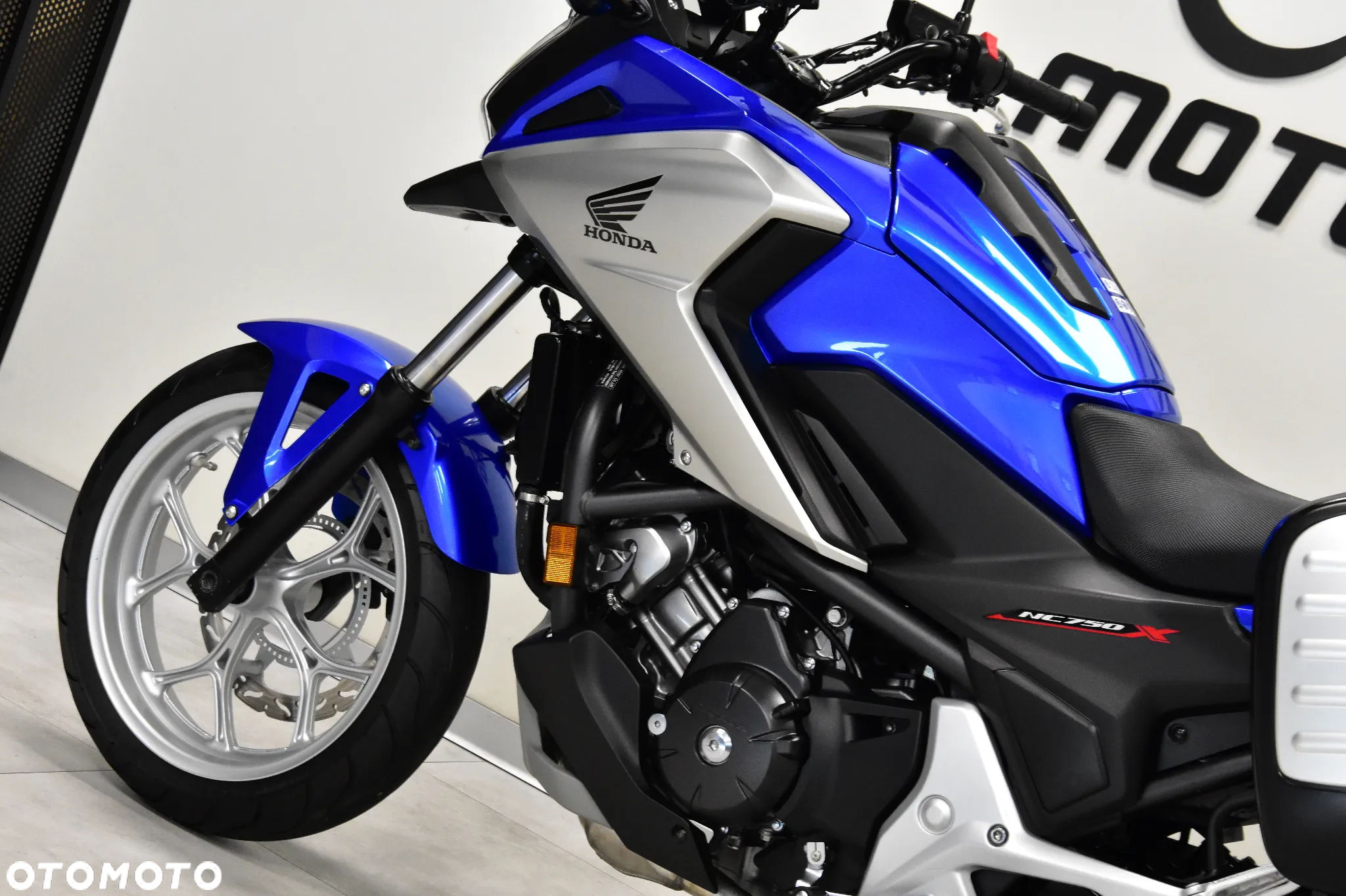 Honda NC - 16