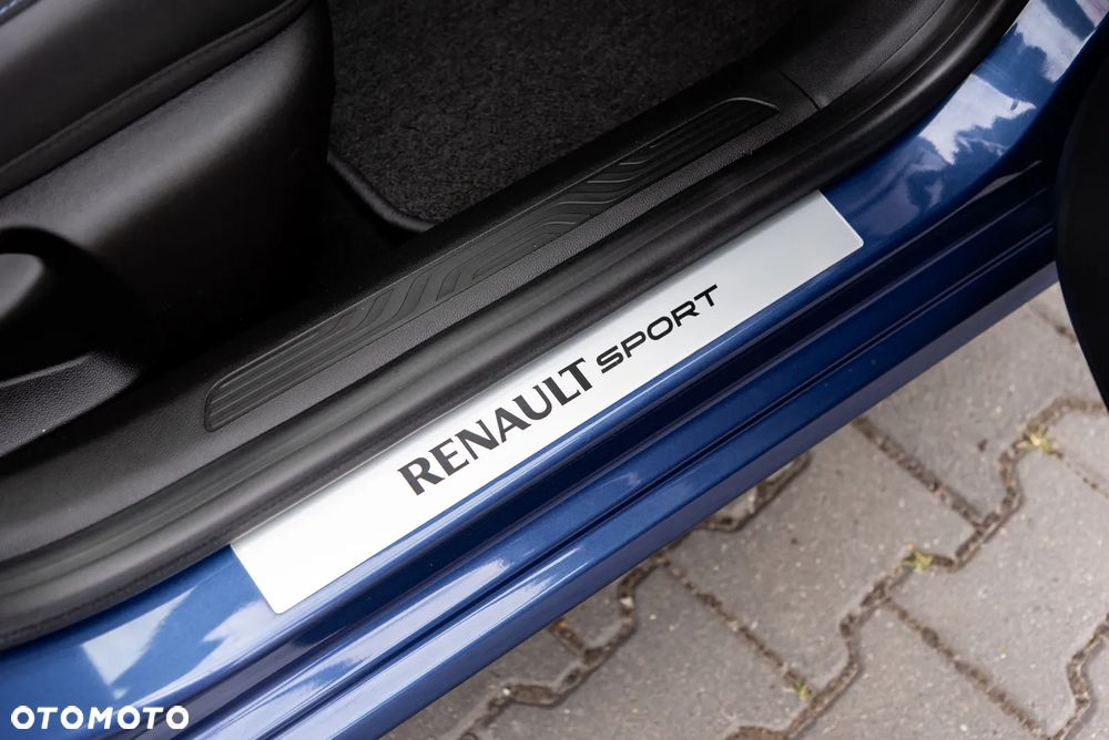 Renault Megane ENERGY TCe 205 EDC GT - 27