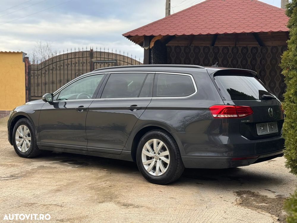 Volkswagen Passat Variant 2.0 TDI DSG (BlueMotion Technology) Highline - 22