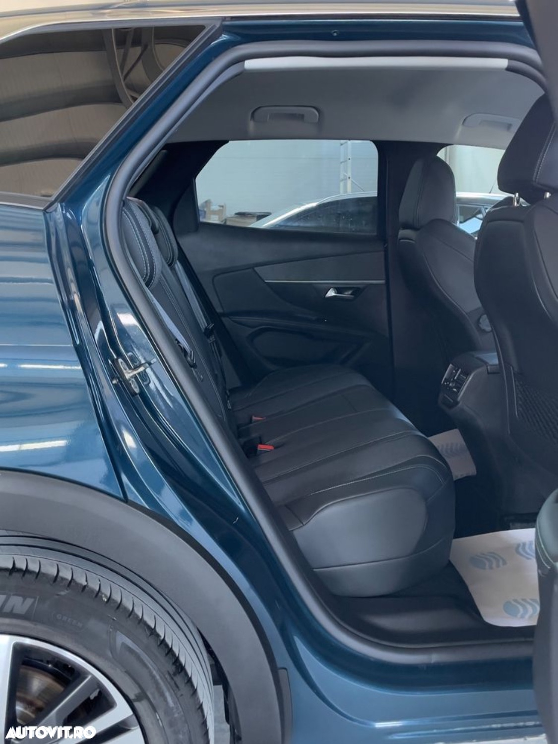 Peugeot 3008 PHEV EAT8 GT Pack - 35