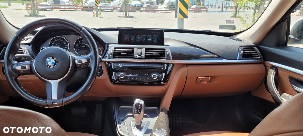 BMW Seria 3 320i GPF Luxury Line - 12