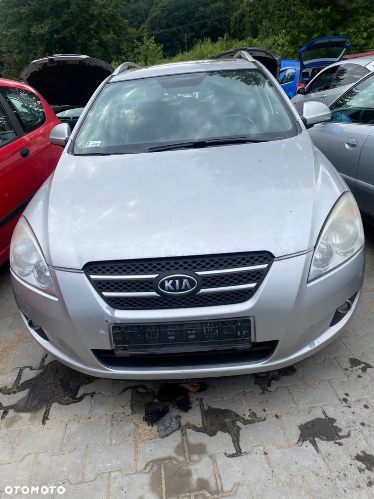 Kia Ceed 2.0 na części - 1